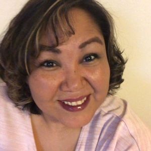 Meet your Posher, Flora